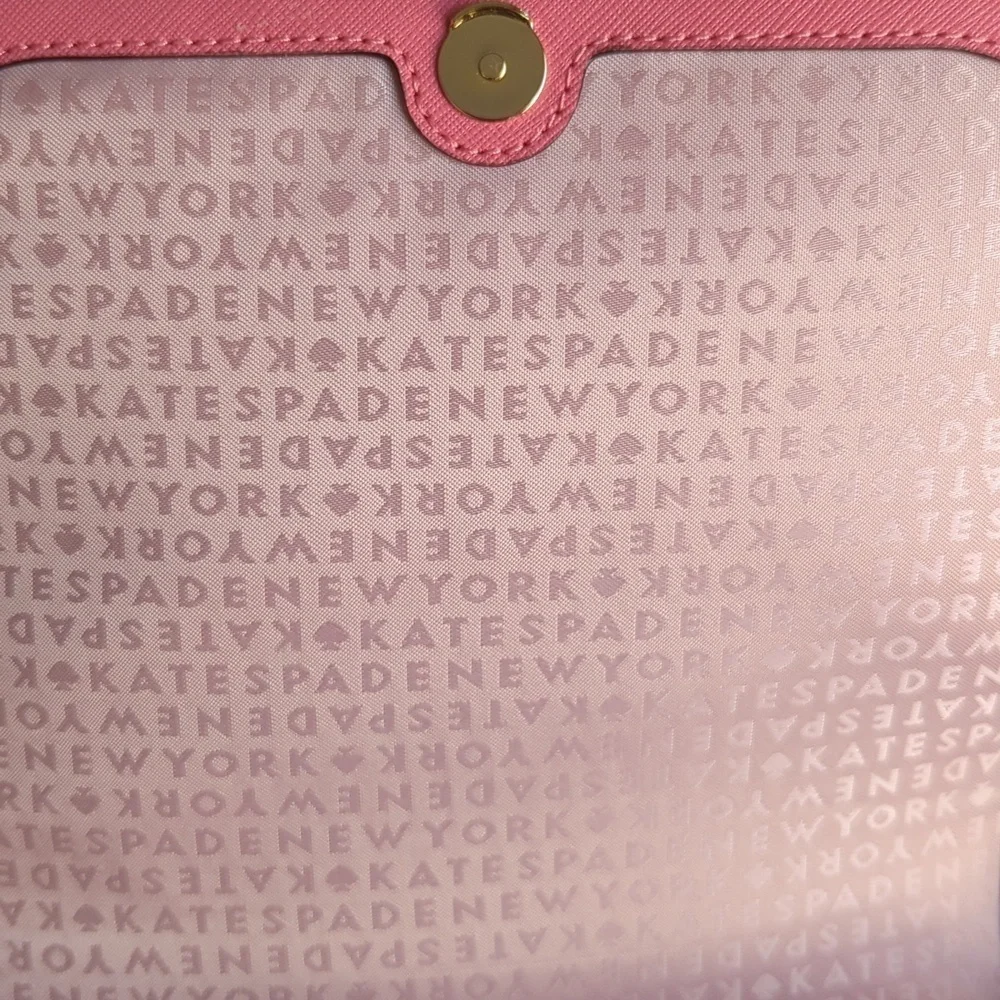 Kate Spade Pink Small Crossbody bag. - Picture 3 of 10